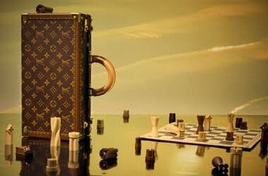 Objet d'Art: Decorate to Escape